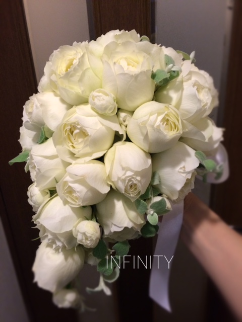 挙式で人気１位の白バラは ブルゴーニュです ウエディングブーケ専門店 Infinity