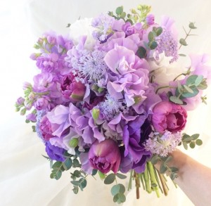 パープルクラッチブーケ1