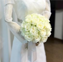生花クラッチブーケ9白