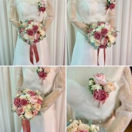 アンティークローズの造花クラッチブーケ