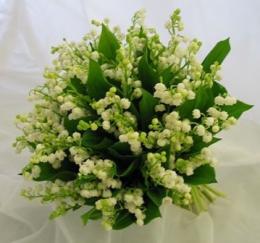 鈴蘭150本のクラッチブーケ(季節限定)1白